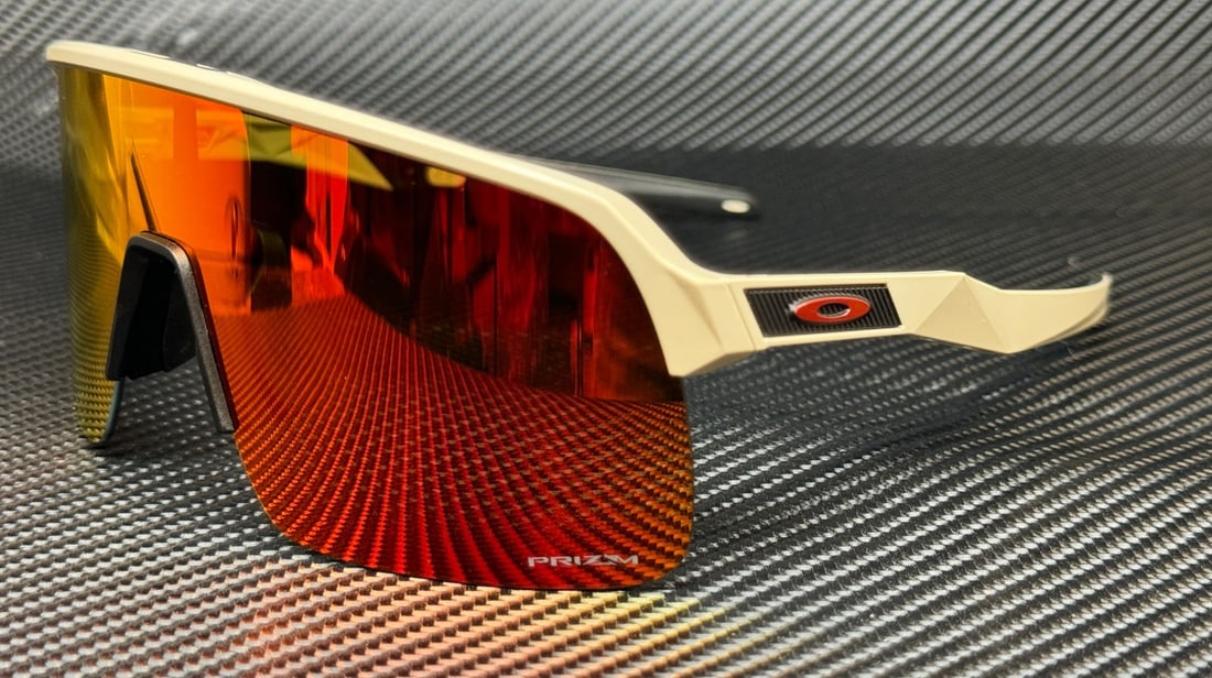 Oakley OO9463 Sunglasses Matte Sand Prizm Ruby 39mm New (1 of 5)