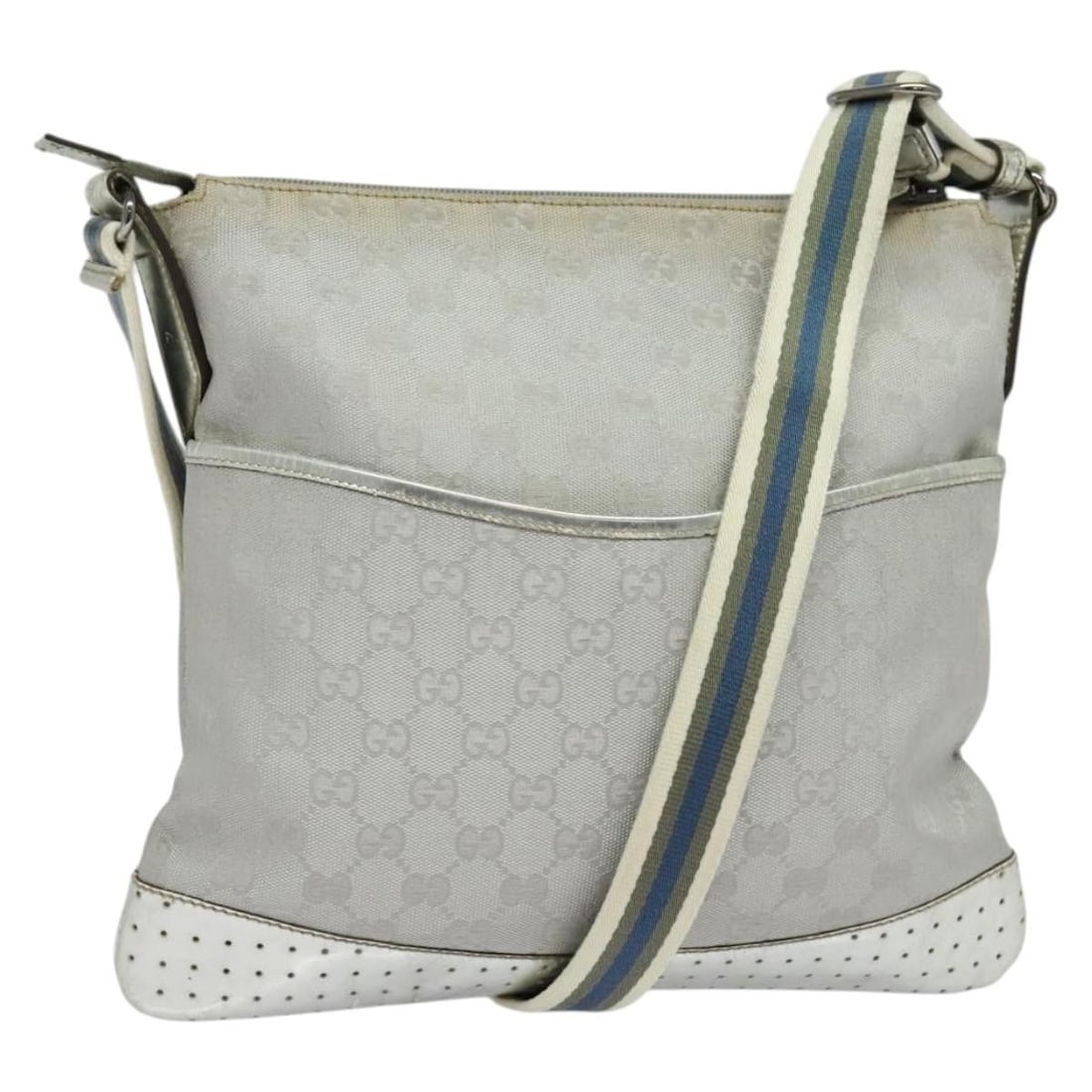 GUCCI GG Canvas Silver Shoulder Bag 145857 Made in Italy Auth: GUCCI GG Canvas Silver Shoulder Bag 145857 Made in Italy Auth This GUCCI GG Canvas Shoulder Bag showcases a chic silver exterior crafted from durable GG Canvas, making it both stylish and practical. M