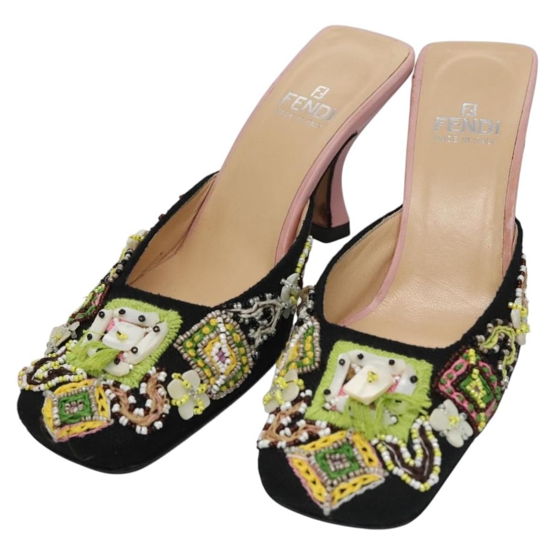 Fendi Pink Canvas High Heel Shoes Size 35.5 with Dust Bag: Fendi Pink Canvas High Heel Shoes Size 35.5 with Dust Bag These FENDI high heels for women feature a pink canvas upper and are made in Italy. The shoes have a total length of approximately 23 cm (9.1