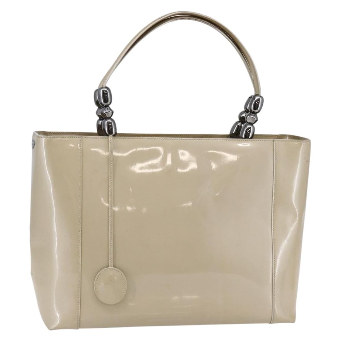 Christian Dior Maris Beige Patent Leather Tote Bag Auth 146601: Christian Dior Maris Beige Patent Leather Tote Bag Auth 146601 This Christian Dior Maris Pearl Tote Bag is a stunning accessory made from high-quality patent leather in a sophisticated beige color. Cr