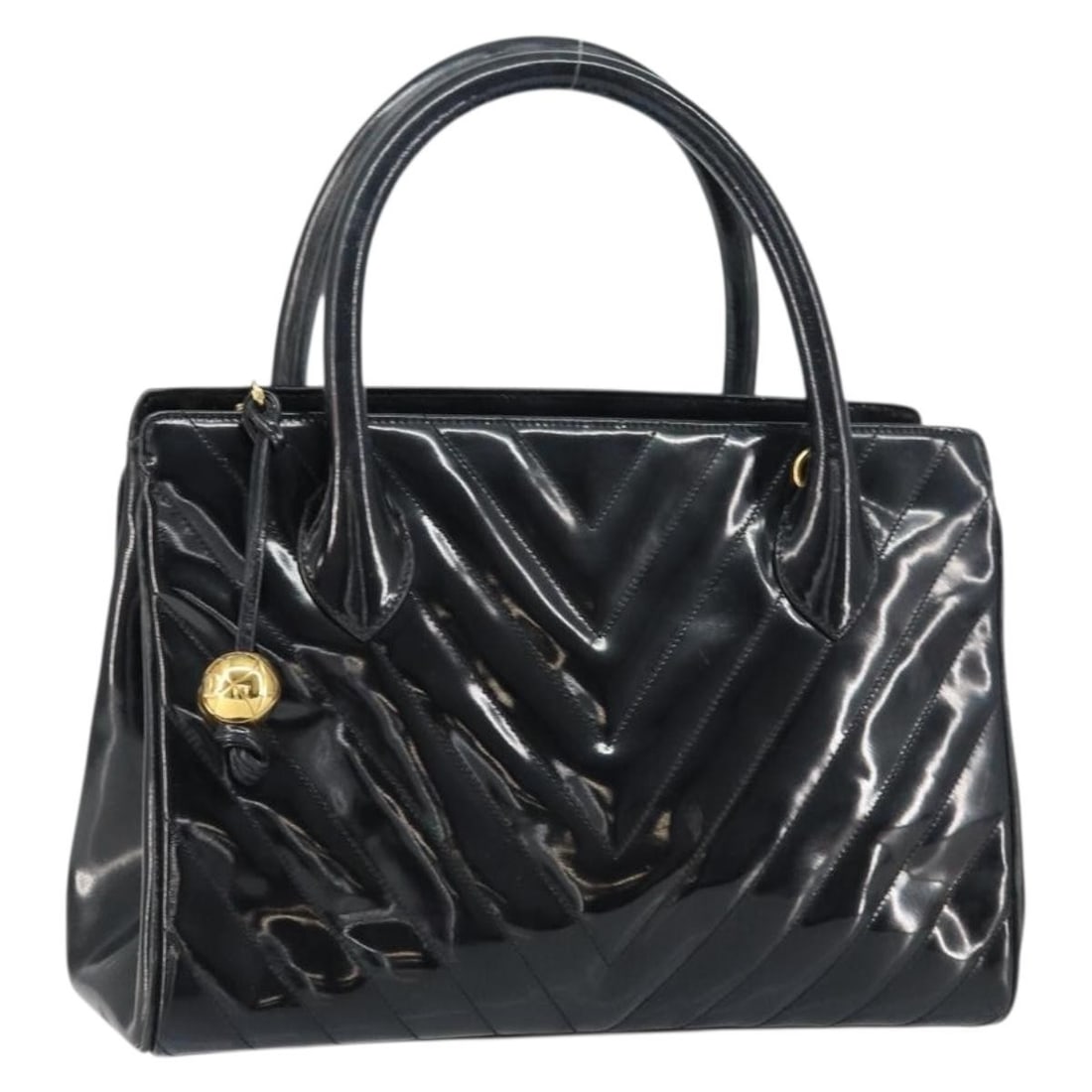 CHANEL V Stitch Black Gold Enamel Hand Bag Auth BA8975: CHANEL V Stitch Black Gold Enamel Hand Bag Auth BA8975 This CHANEL V Stitch Hand Bag showcases a sophisticated blend of enamel in a striking black and gold color scheme. Crafted in Italy, this handbag