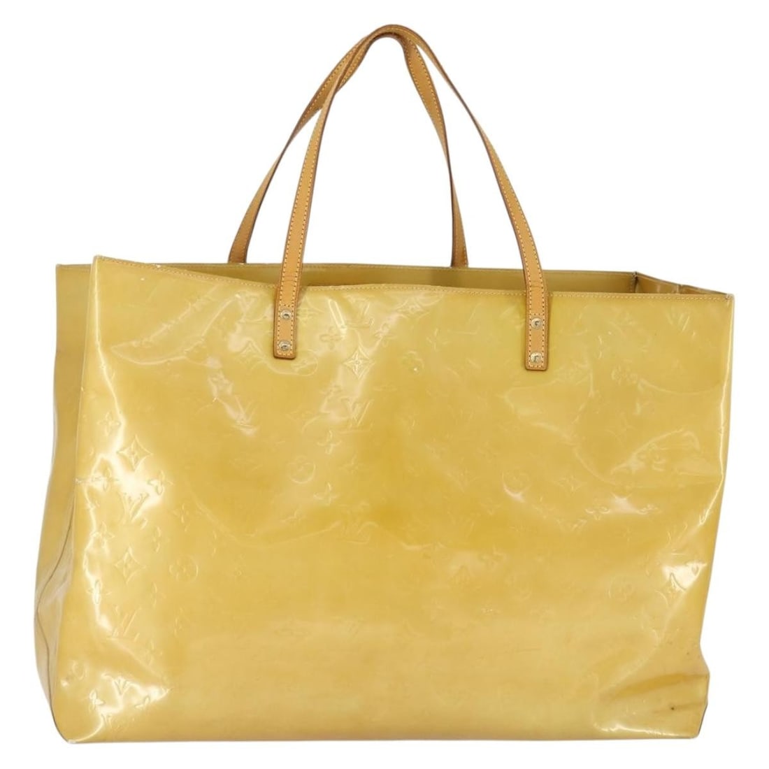 Louis Vuitton Reade GM Beige Patent Leather Monogram Tote Bag M91140: Louis Vuitton Reade GM Beige Patent Leather Monogram Tote Bag M91140 This Louis Vuitton Monogram Vernis Reade GM tote bag features a beige patent leather exterior with a spacious design, crafted for w