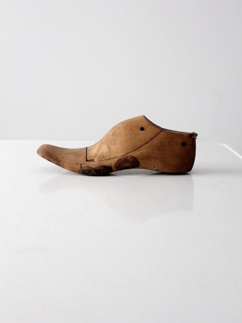 Antique Wooden Shoe Form with Leather Patches J42 9 1/2 (1 of 9)