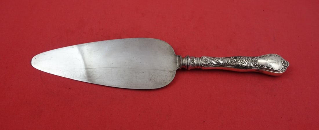 Gorham Marguerite Sterling Silver Cake Server 10 Inch: Gorham Marguerite Sterling Silver Cake Server 10 Inch Serve your favorite desserts with elegance using this stunning Marguerite cake server by Gorham. Crafted from high-quality sterling silver, this