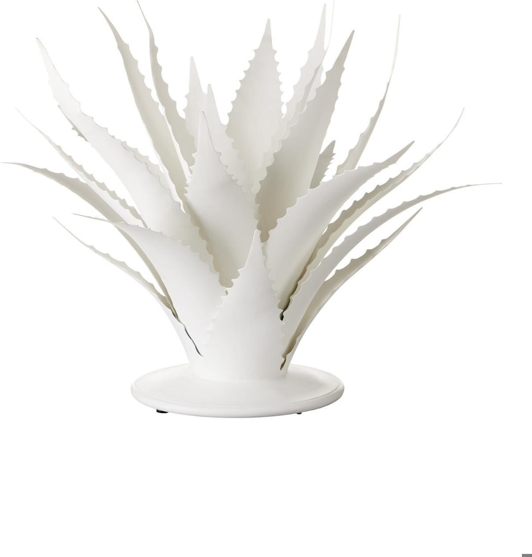 Currey Organic Modern Gesso White Agave Sculpture 28H 39W 39D: Currey Organic Modern Gesso White Agave Sculpture 28H 39W 39D Add a touch of elegance to your space with this stunning Gesso White Agave Sculpture. Crafted from durable wrought iron, this organic mode