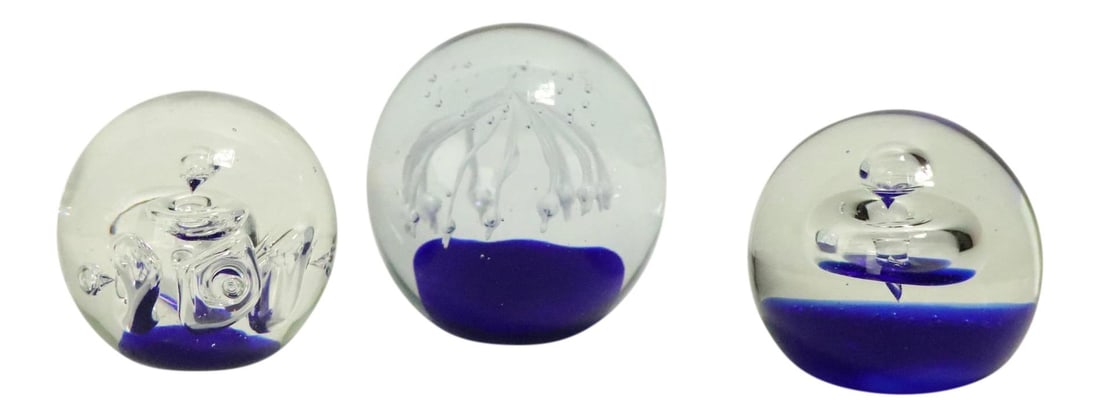 Charming Set of 3 Cobalt White Clear Art Glass Paperweights (1 of 10)
