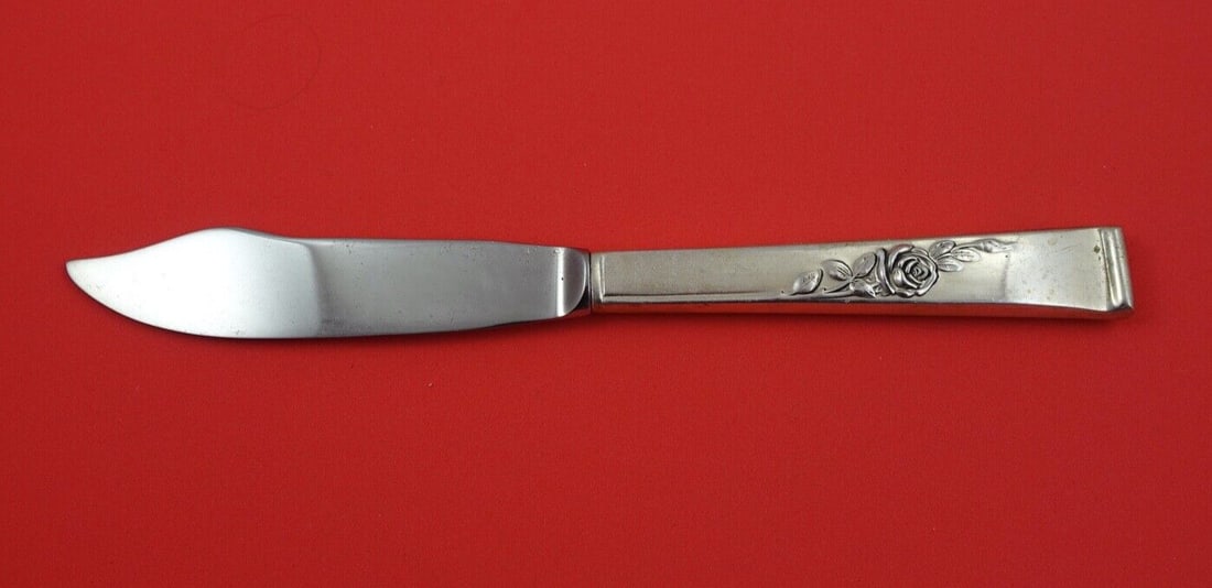 Reed and Barton Classic Rose Sterling Silver Fish Knife 8 3/4" (1 of 2)