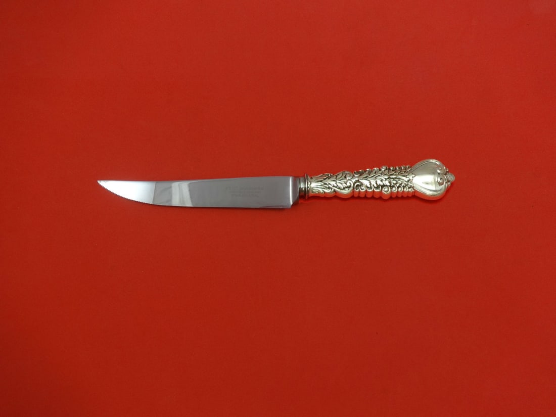 Tiffany & Co. Florentine Sterling Silver Custom Steak Knife 8.5" Monogrammed: Tiffany & Co. Florentine Sterling Silver Custom Steak Knife 8.5" Monogrammed Introducing the exquisite Florentine Steak Knife by Tiffany & Co., a stunning piece that embodies elegance and craftsmanshi