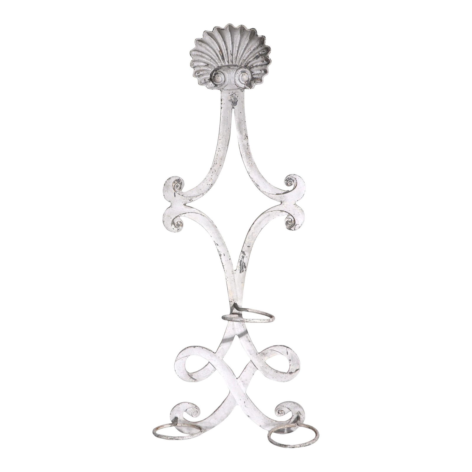 Elegant Art Deco Wall Mount Planter by Molla with 3 Rings: Elegant Art Deco Wall Mount Planter by Molla with 3 Rings This stunning Art Deco wall mount planter, attributed to Molla, is an exquisite example of early 20th-century design. Crafted from cast alumin