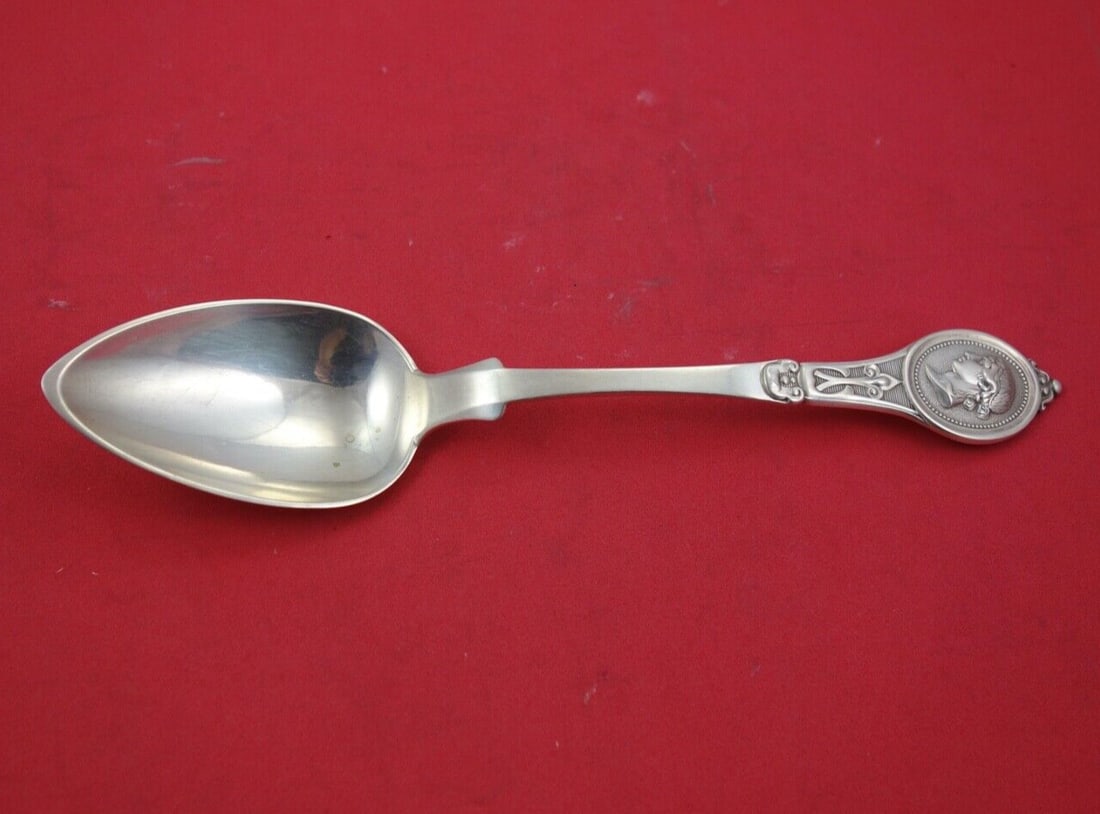 Kidney & Johnson Medallion Sterling Silver Serving Spoon 8 3/8" (1 of 2)