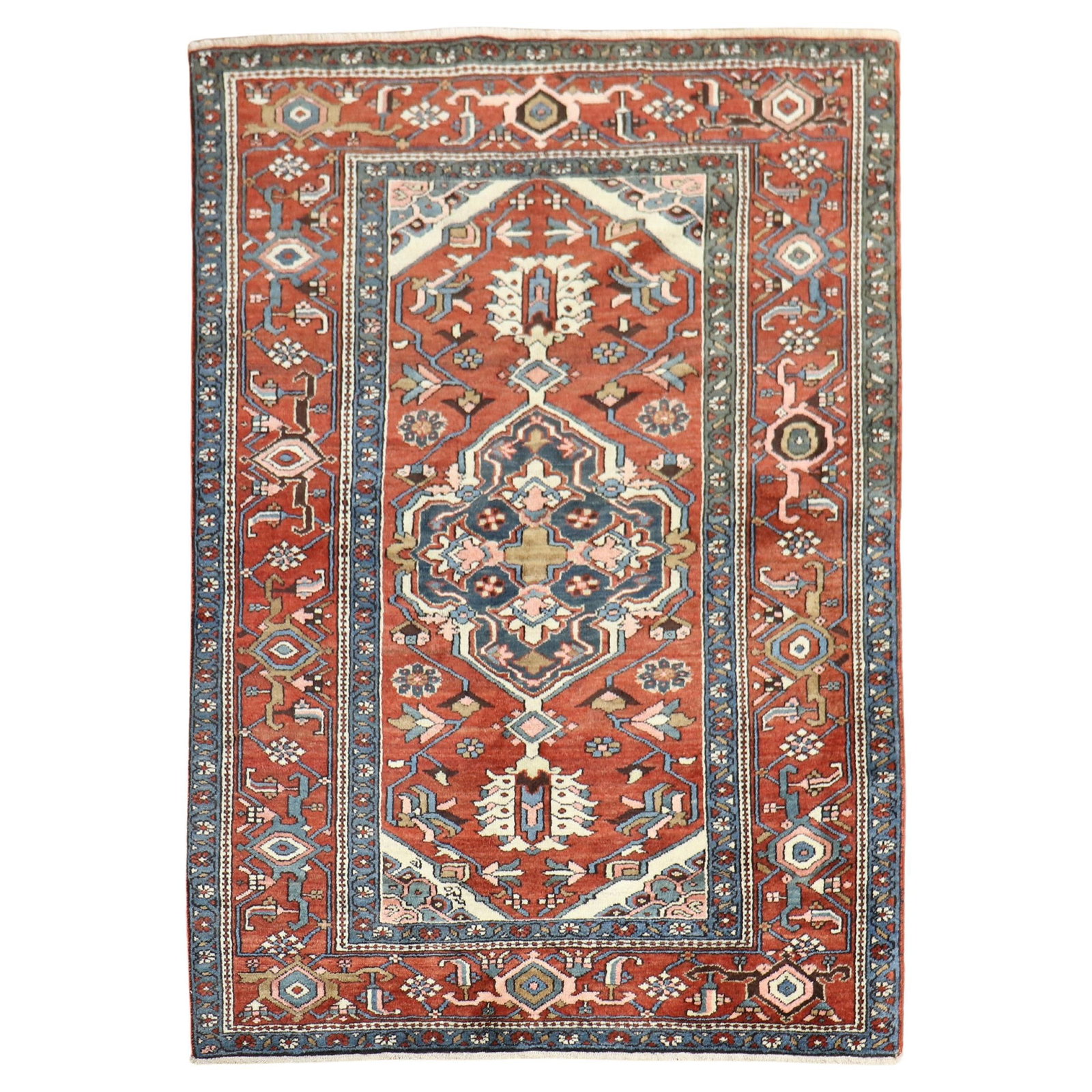 Zabihi Collection Antique Persian Heriz Serapi Rug 55 x 76 Hand-Woven Wool Iran 1920: Zabihi Collection Antique Persian Heriz Serapi Rug 55 x 76 Hand-Woven Wool Iran 1920 Discover the exquisite beauty of this traditional antique Persian Heriz Serapi rug, a remarkable piece from the ear