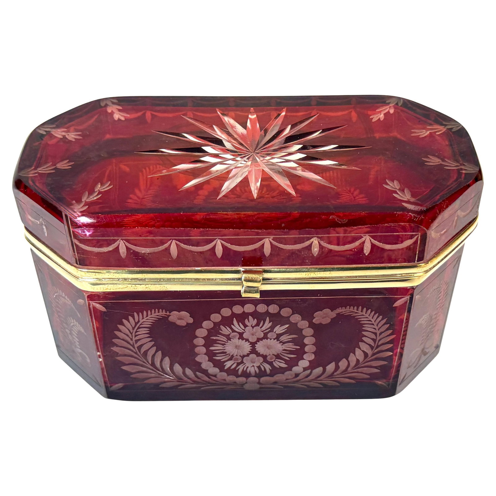Bohemian Ruby Overlay Crystal Casket with Starburst Lid Circa 1850-1875 (1 of 15)