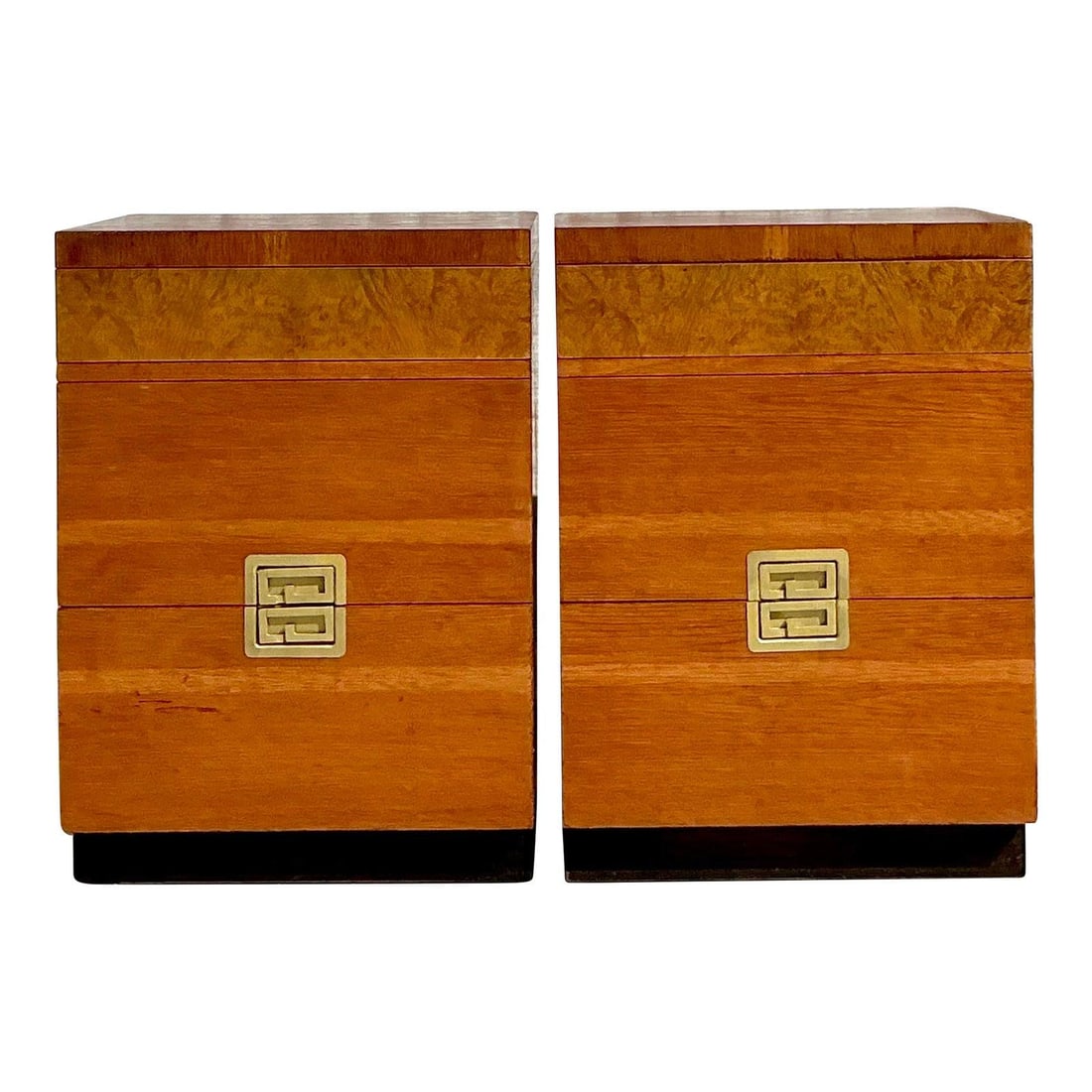 Pair of Vintage Midcentury Van Leigh Burl Wood Nightstands with Brass Hardware (1 of 10)