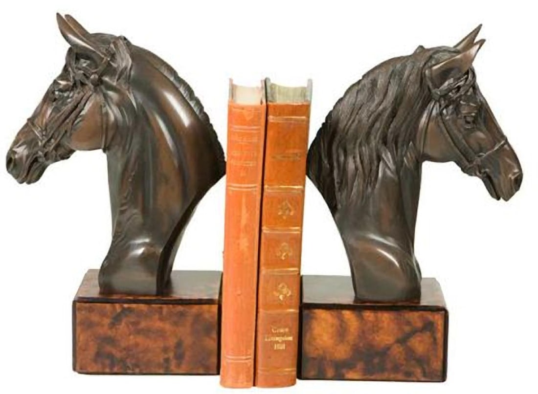 Timeless Lodge Style Horse Head Bookends in Chestnut Finish (1 of 1)