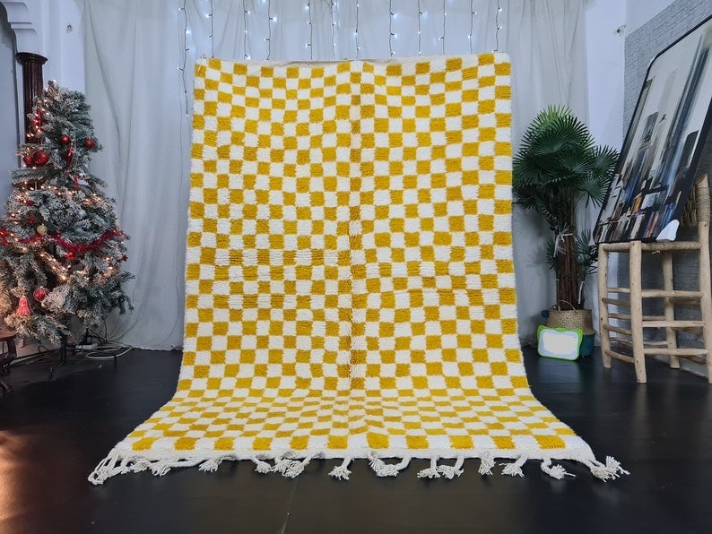 Handmade Yellow White Chess Rug 100% Sheep Wool Morocco 8 x 5 Feet: Handmade Yellow White Chess Rug 100% Sheep Wool Morocco 8 x 5 Feet Enhance your home decor with this exquisite Yellow & White Chess Rug, meticulously handwoven by skilled Berber women weavers in the s
