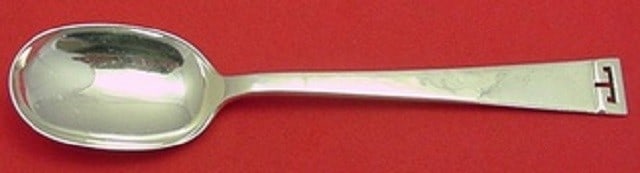 Allan Adler Sterling Silver Chinese Key Soup Spoon 7 1/8": Allan Adler Sterling Silver Chinese Key Soup Spoon 7 1/8" This exquisite soup spoon from Allan Adler features the elegant Chinese Key pattern and measures 7 1/8 inches in length. Crafted from high-qua