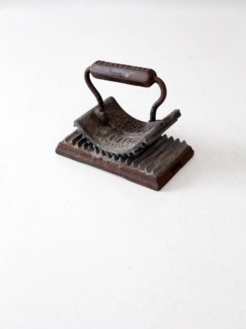 1800s Antique Geneva Hand Fluter Iron Tool for Ruffles (1 of 7)