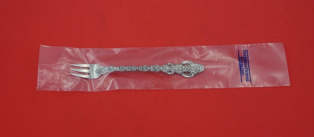 International Sterling Silver King Louis Cocktail Fork 5 3/4" (1 of 2)