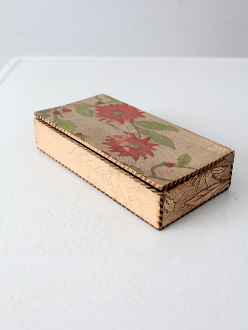 Antique Victorian Wooden Pyrography Box Art Nouveau Floral Design (1 of 11)