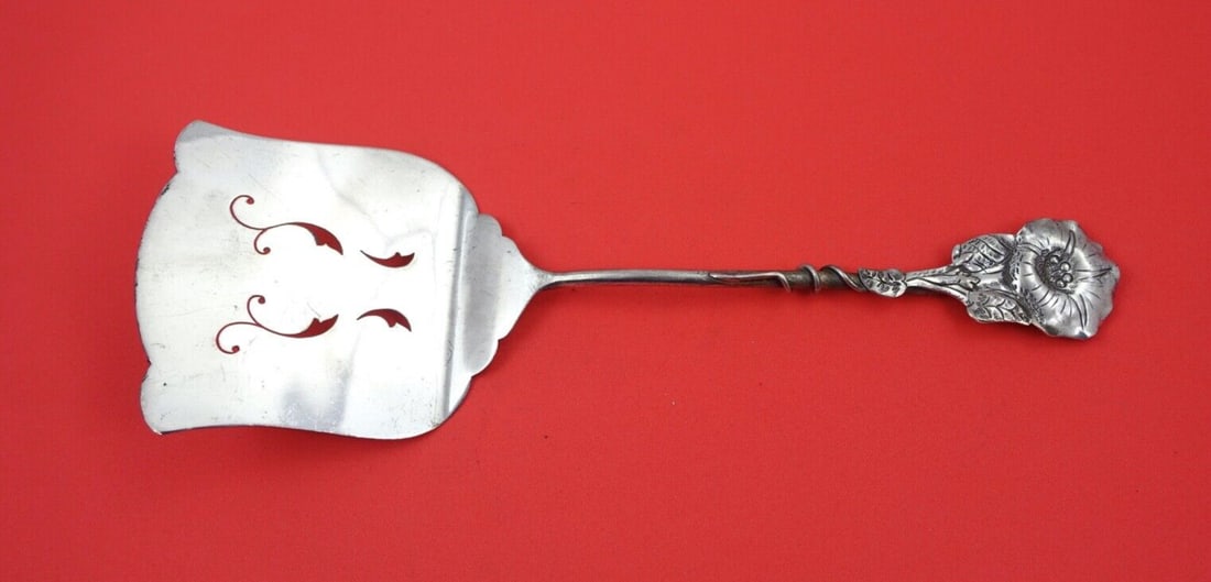 Reed and Barton Harlequin Sterling Silver Asparagus Server 9 5/8": Reed and Barton Harlequin Sterling Silver Asparagus Server 9 5/8" Presenting a stunning asparagus server from the renowned Harlequin pattern by Reed and Barton. This exquisite serving piece is crafted