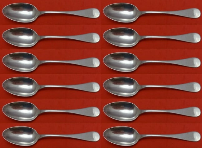 Tiffany & Co King William Sterling Silver Teaspoon Set of 12 pcs: Tiffany & Co King William Sterling Silver Teaspoon Set of 12 pcs Enhance your dining experience with this exquisite set of 12 teaspoons, beautifully crafted in the King William pattern by Tiffany & Co