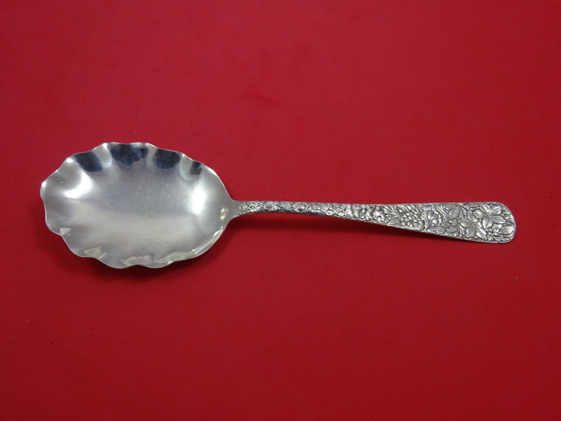 Wallace Sterling Silver Embossed Berry Spoon 8 5/8 Serving (1 of 1)