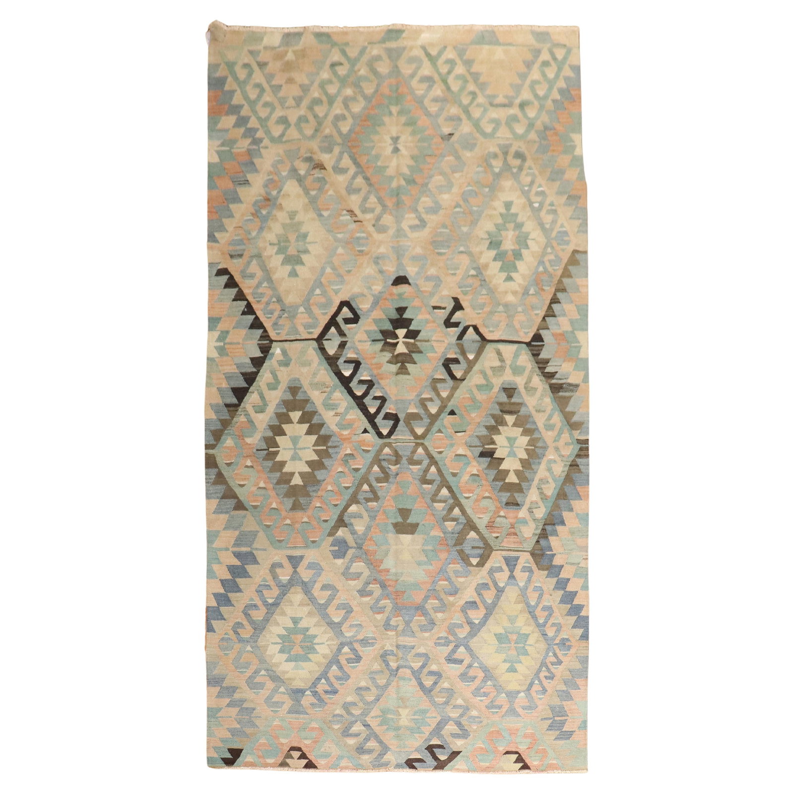Mid-20th Century Rustic Turkish Kilim Wool Rug 66 x 124: Mid-20th Century Rustic Turkish Kilim Wool Rug 66 x 124 This Rustic Vintage Turkish Kilim is a stunning mid-20th century piece, expertly crafted from high-quality wool. The geometric patterns and eart
