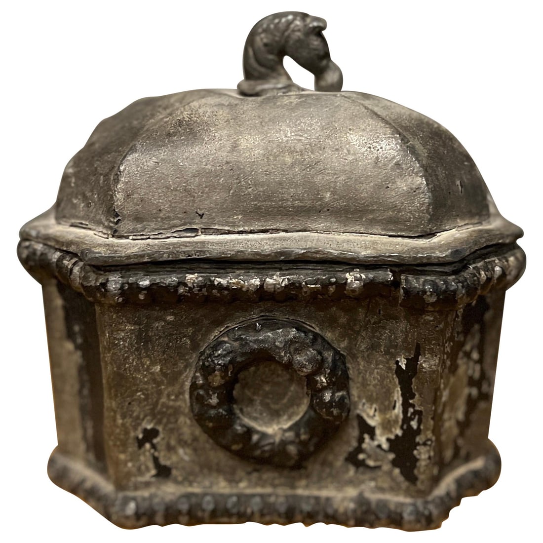 18th Century English Georgian Lead Tobacco Keeper with Horse Finial: 18th Century English Georgian Lead Tobacco Keeper with Horse Finial This exquisite 18th Century English Georgian Lead Tobacco Keeper features a striking horse finial and demonstrates the elegance of N