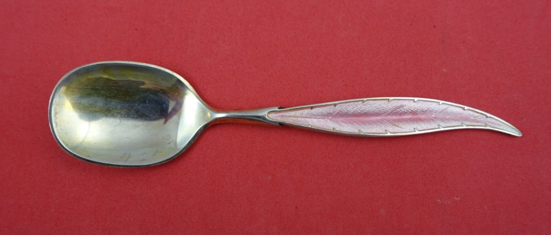Norwegian Sterling Silver Ice Cream Spoon Vermeil Enameled Pink 5 Inch: Norwegian Sterling Silver Ice Cream Spoon Vermeil Enameled Pink 5 Inch Indulge in a touch of Scandinavian elegance with this stunning Norwegian sterling silver ice cream spoon. Crafted by Brodrene Loh