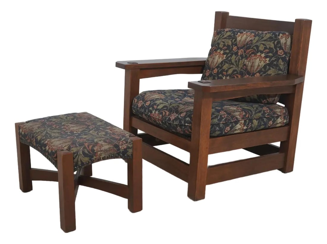 Eastwood Collection Quarter Sawn Oak Chair With Matching Ottoman Arts and Crafts Style: Eastwood Collection Quarter Sawn Oak Chair With Matching Ottoman Arts and Crafts Style This Stickley Mission Oak Eastwood chair and ottoman set showcases classic Arts & Crafts style, featuring a large