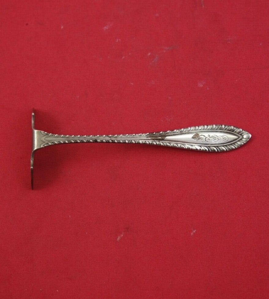 Towle Godroon Sterling Silver Baby Food Pusher 4 1/4" Monogrammed (1 of 2)