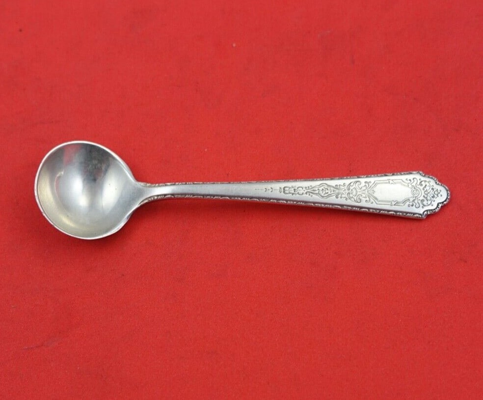 Lunt Sterling Silver Mary II Salt Spoon 3 3/4 Inch Original (1 of 2)