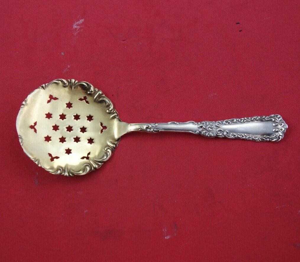 International Sterling Venus Nut Spoon Gold Washed 5.25 Inches (1 of 2)