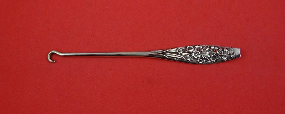 Sterling Silver Button Hook Flora Pattern by Shiebler with Forget Me Not 5 3/4 Inch (1 of 2)