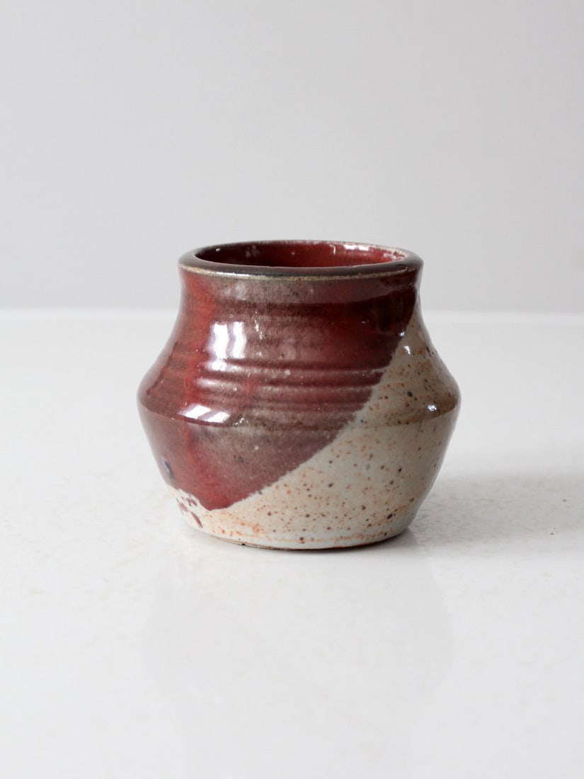 Handmade Vintage Studio Pottery Vase Red Beige Glaze 4.75" (1 of 8)