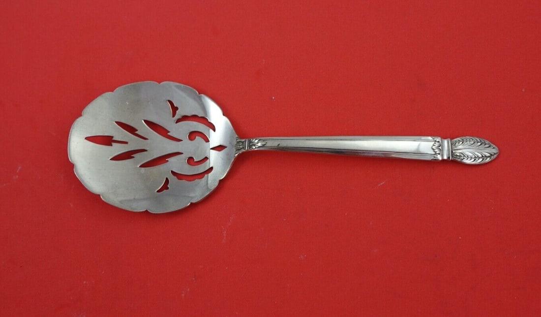 Reed and Barton Colonial Classic Sterling Silver Cucumber Server 6 3/4" (1 of 2)