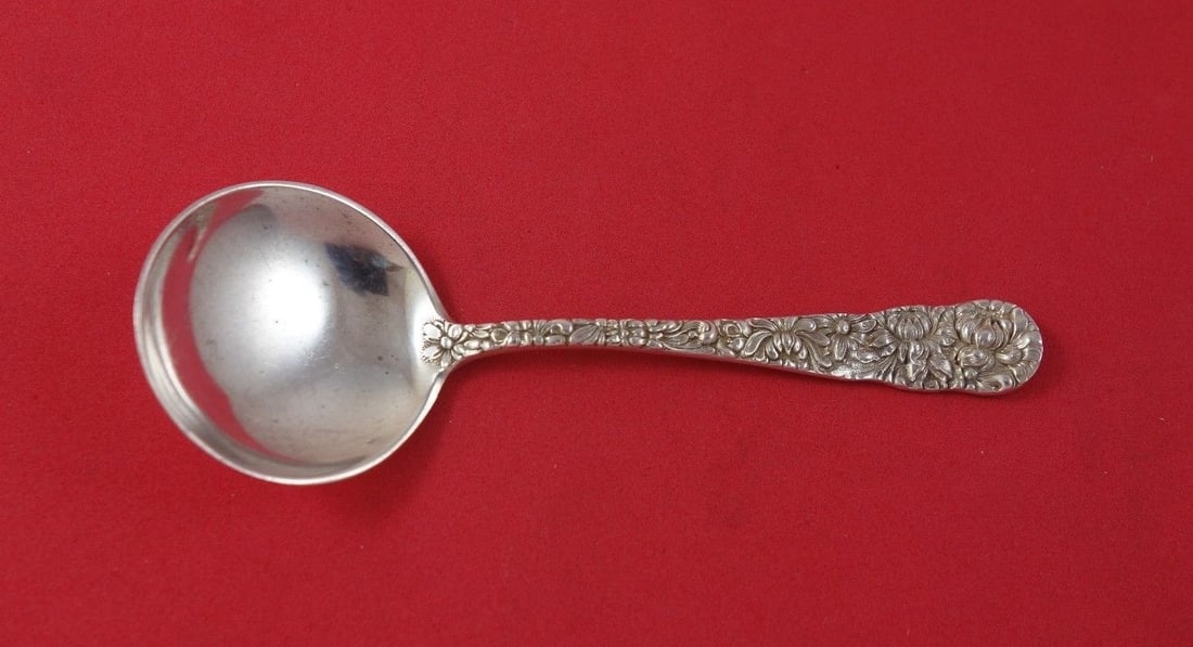 Stieff Chrysanthemum Sterling Silver Bouillon Soup Spoon 5" (1 of 1)