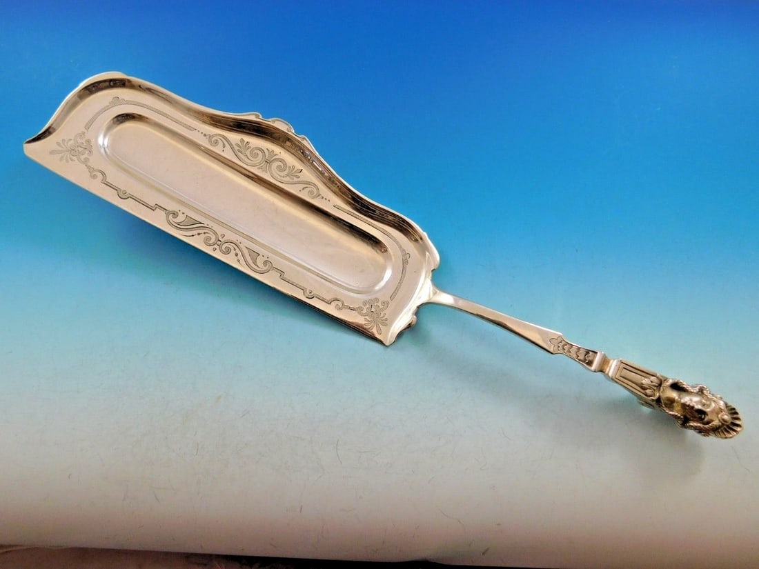 Wendt Sterling Silver Bust Crumber 13 Inch Retailed by Ball Black & Co: Wendt Sterling Silver Bust Crumber 13 Inch Retailed by Ball Black & Co Introducing a stunning sterling silver crumber by Wendt, meticulously crafted and measuring 13 inches in length. This exquisite p