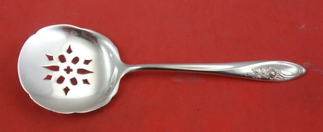 Towle Sculptured Rose Sterling Silver Nut Spoon 5.5 inches (1 of 2)