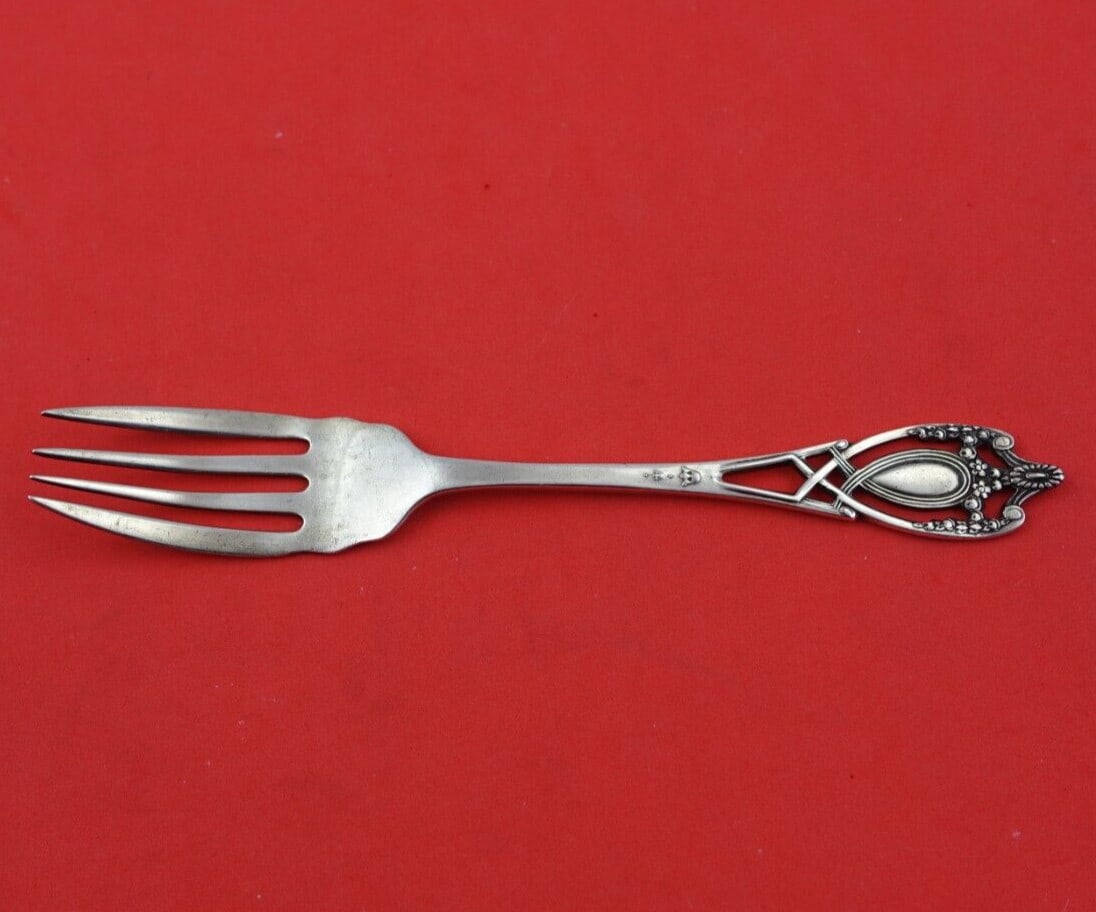 Lunt Monticello Sterling Silver Serving Fork 5 7/8 Inch (1 of 3)