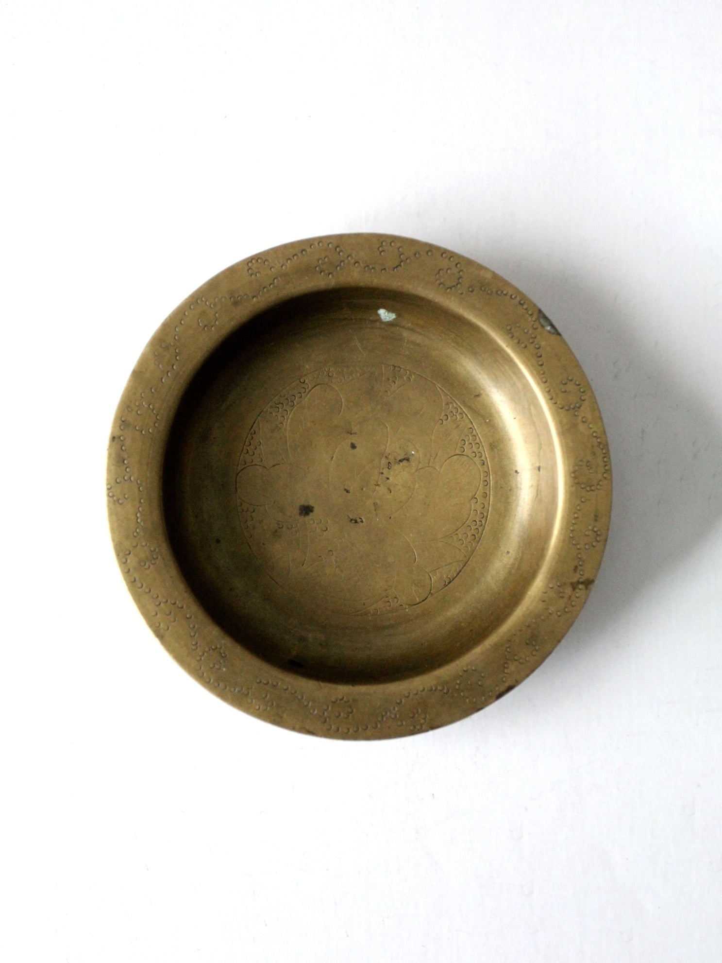 Vintage Chinese Etched Brass Decorative Bowl 3.75 Inch (1 of 8)