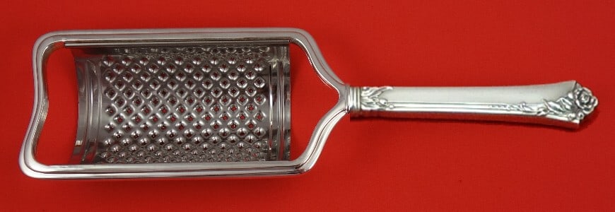 Oneida Damask Rose Sterling Silver Custom Cheese Grater 8.5" (1 of 2)