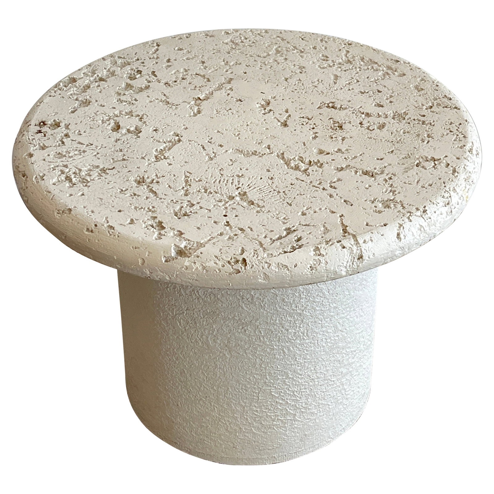 Mid-Century Modern Coquina Stone Tiered Table 1970s: Mid-Century Modern Coquina Stone Tiered Table 1970s This Coquina Stone Style Tiered Table, crafted in the 1970s, embodies the essence of Mid-Century Modern design. With a height of 15.5 inches and a d