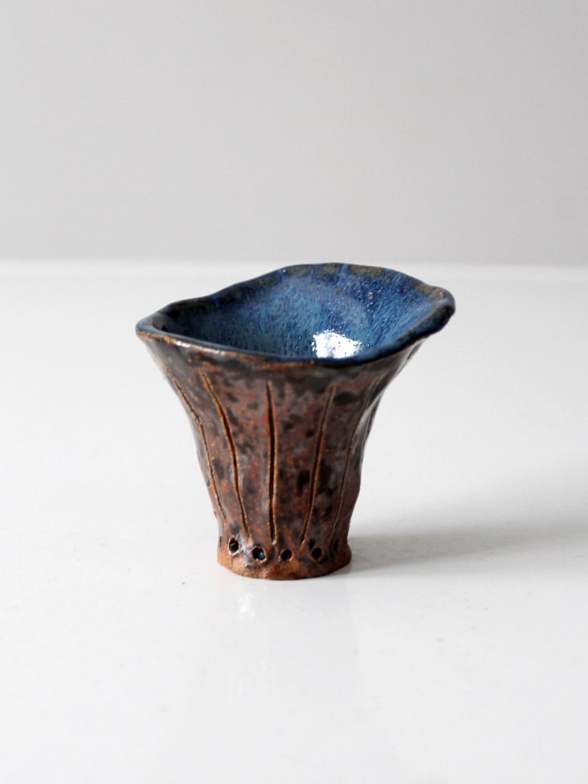 Signed Vintage Studio Pottery Vase Mottled Brown Cobalt Blue Interior (1 of 11)