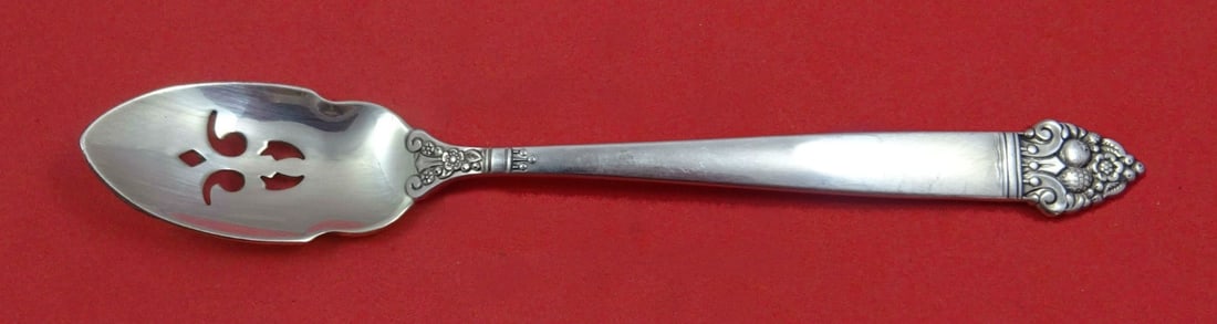 Oneida King Cedric Sterling Silver Pierced Olive Spoon 5 3/4 Inch (1 of 1)