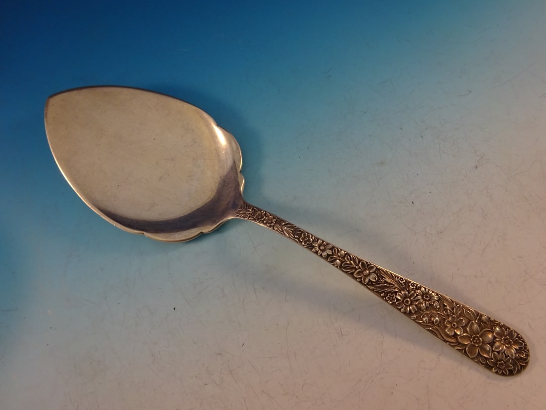 Kirk Repousse Sterling Silver Pie Server 9.5 Inch Flat Handle (1 of 4)