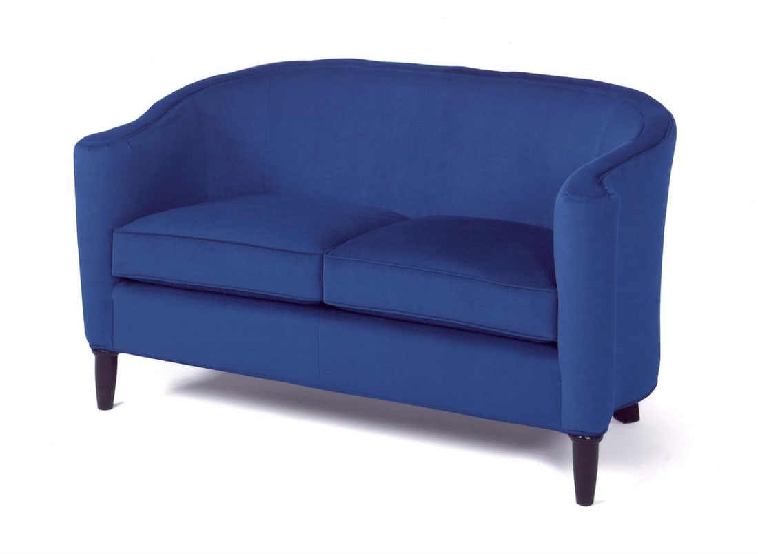 Handcrafted Royal Blue Poly Fiber Settee: Handcrafted Royal Blue Poly Fiber Settee This exquisite handcrafted settee is designed in a striking royal blue finish, perfect for adding a touch of elegance to your living space. Made to order, this