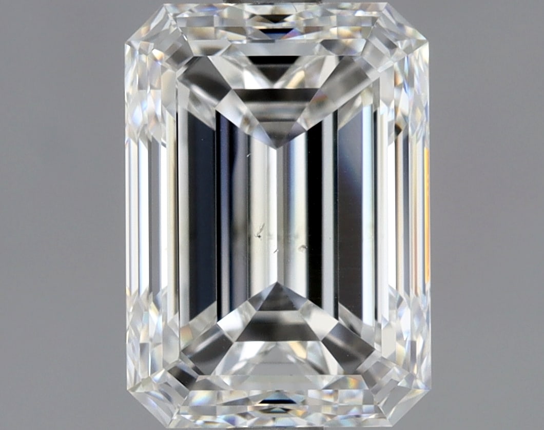 Loose Diamond - EMERALD 2.01ct F SI1: Loose Diamond - EMERALD 2.01ct F SI1 Source: Natural Mined Diamond Shape: EMERALD Carats: 2.01 Color: F Clarity: SI1 Certification: GIA Condition: Pre-Owned PLEASE NOTE: Framed, Large, or heavy items 