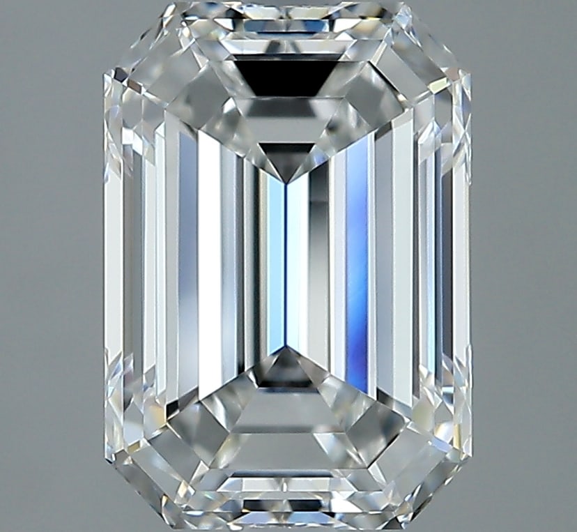 Loose Diamond - EMERALD 3.04ct E VVS1: Loose Diamond - EMERALD 3.04ct E VVS1 Source: Natural Mined Diamond Shape: EMERALD Carats: 3.04 Color: E Clarity: VVS1 Certification: GIA Condition: Pre-Owned PLEASE NOTE: Framed, Large, or heavy item