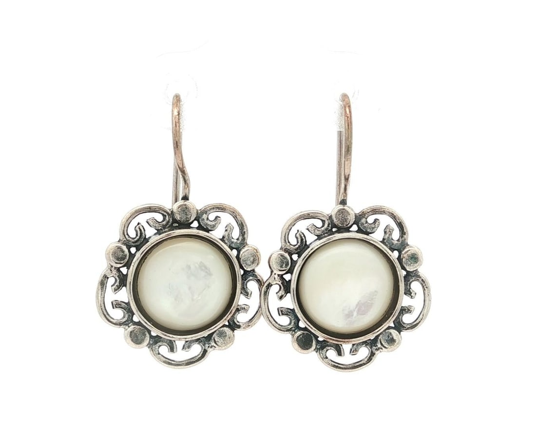 Sterling Silver Mother of Pearl Flower Drop Earrings Dangle (1 of 6)
